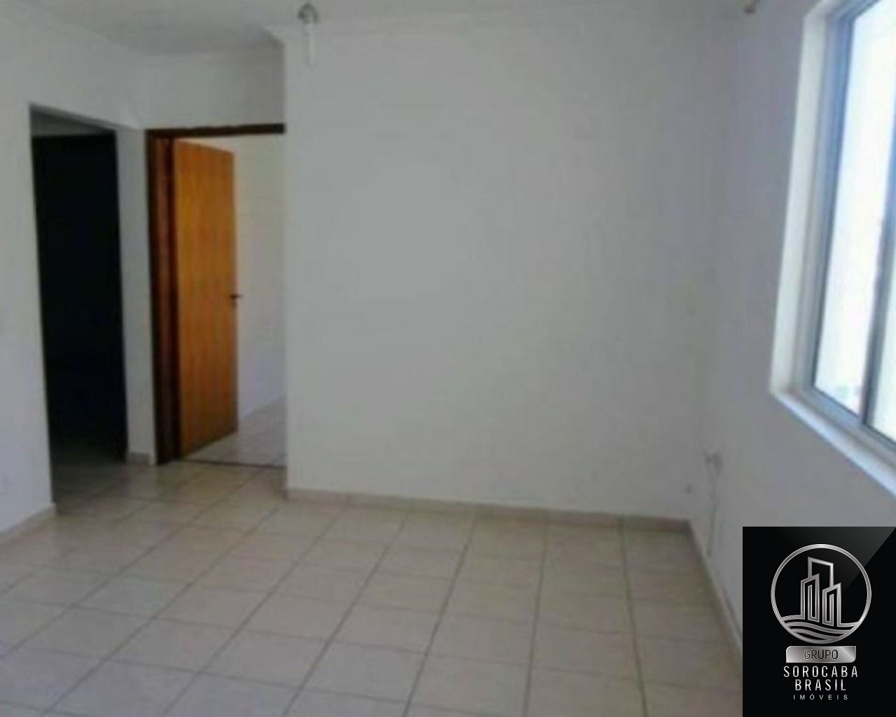 Apartamento com 2 dormitórios à venda, 53 m² por R$ 285.000 