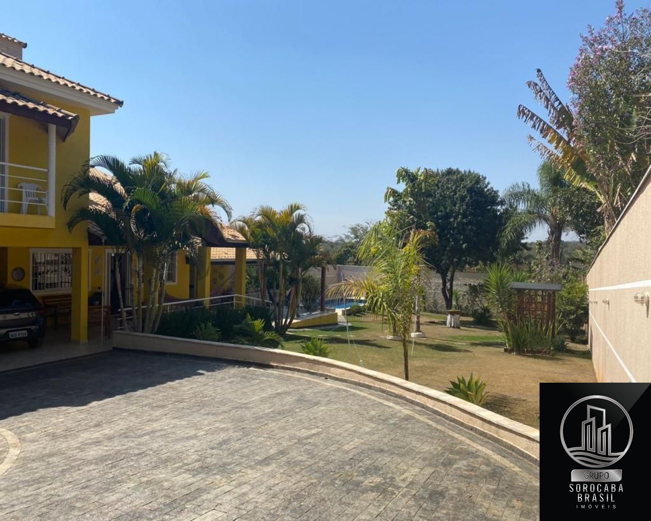 Sobrado com 2 dormitórios à venda, 307 m² por R$ 750.000 - m