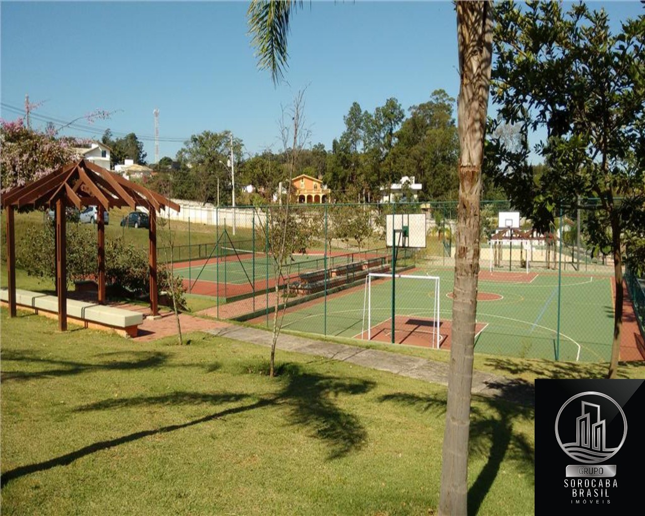 Casa com 3 dormitórios à venda, 220 m² por R$ 1.690.000 - co