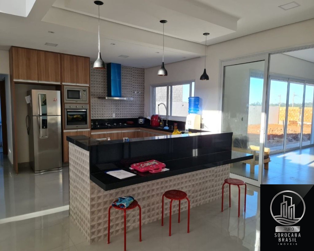 Casa com 4 dormitórios à venda, 320 m² por R$ 1.580.000 - co