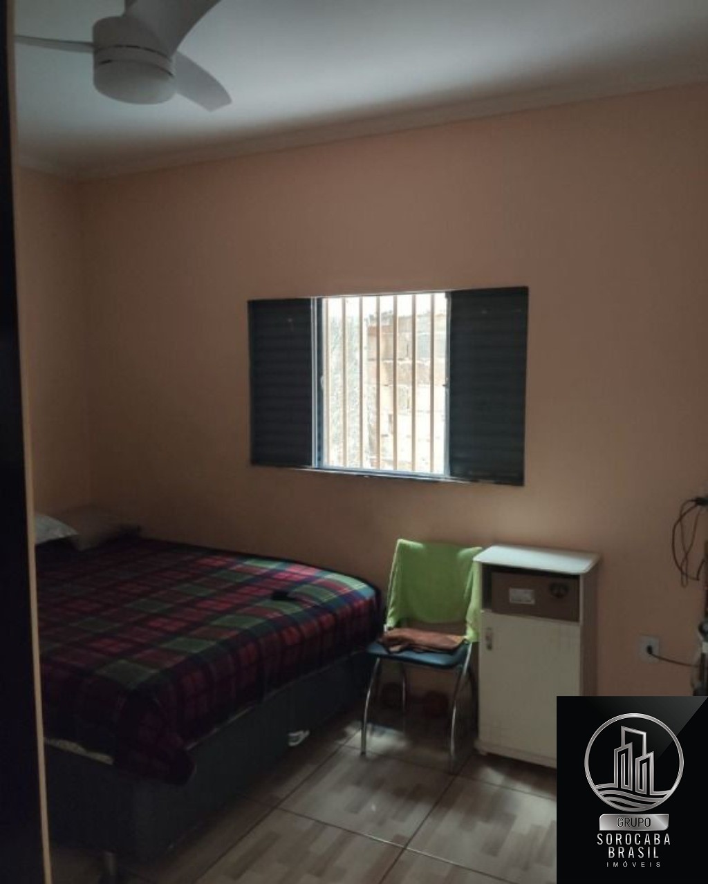 Sobrado com 3 dormitórios à venda, 150 m² por R$ 590.000 - j