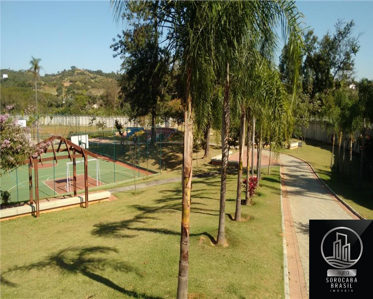 Casa com 4 dormitórios à venda, 254 m² por R$ 1.980.000 - co