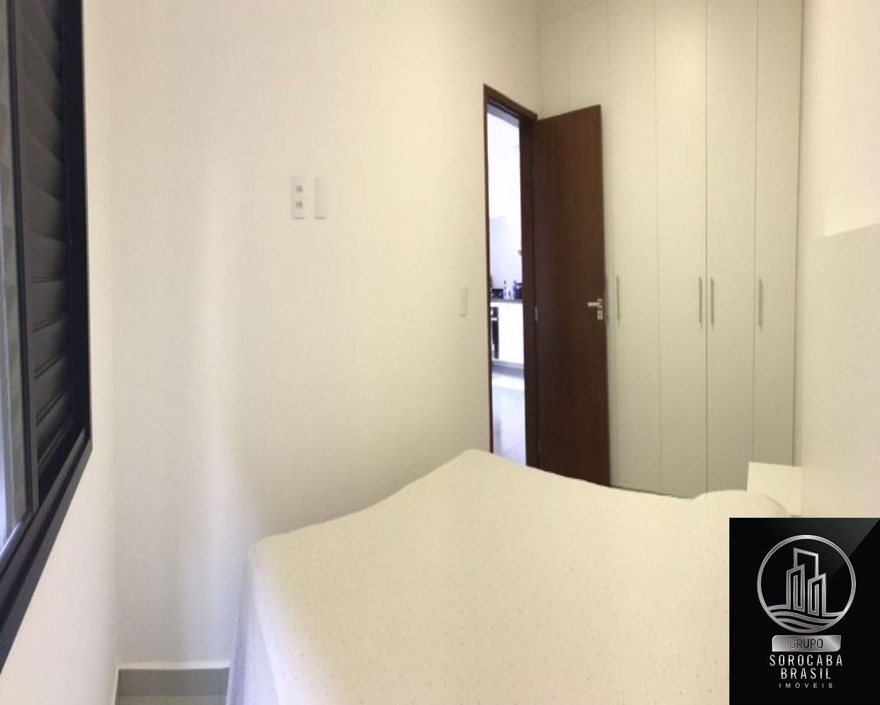 Apartamento com 2 dormitórios à venda, 78 m² por R$ 212.000 