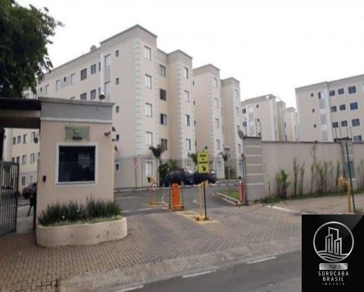 Apartamento com 2 dormitórios à venda, 47 m² por R$ 205.000 