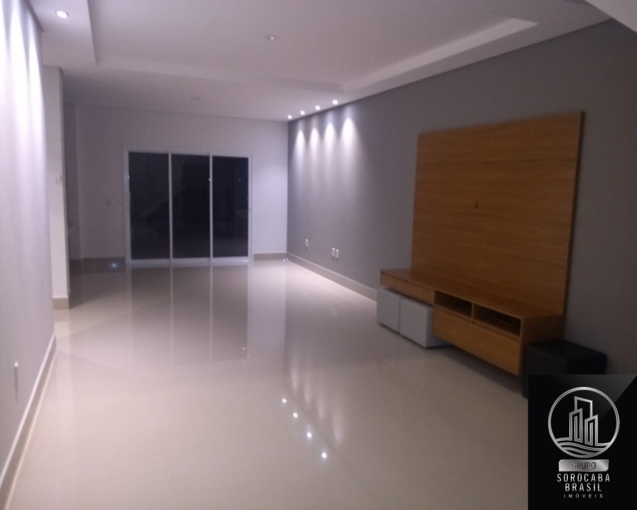 Casa seminova á venda R$1.430.000,00