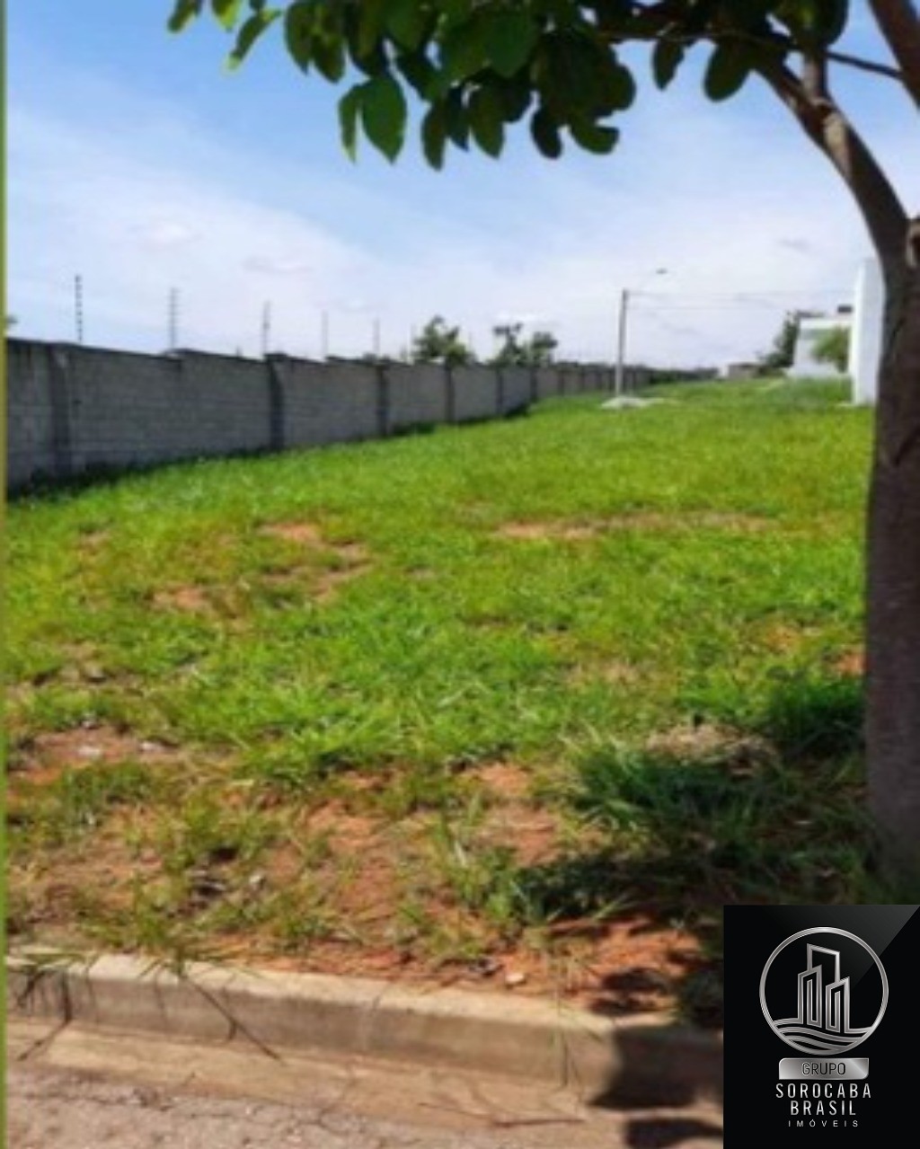 Terreno á venda no condomínio condomínio jardim residencial 