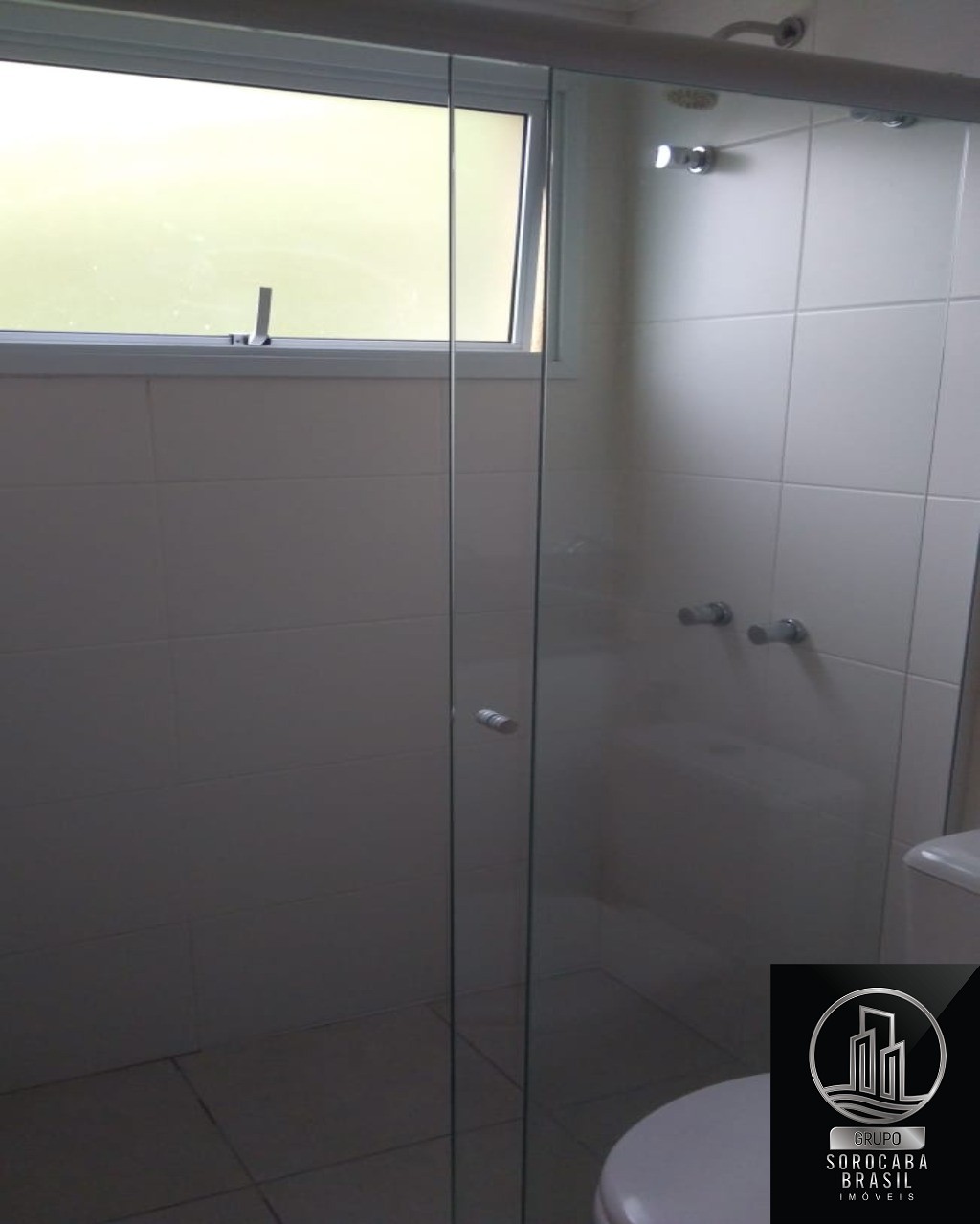 Apartamento com 1 dormitório para alugar, 52 m² por R$ 1.500