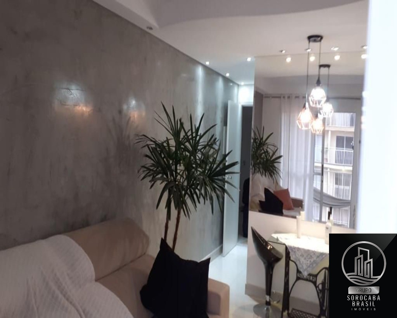 Apartamento com 2 dormitórios à venda, 52 m² por R$ 280.000 
