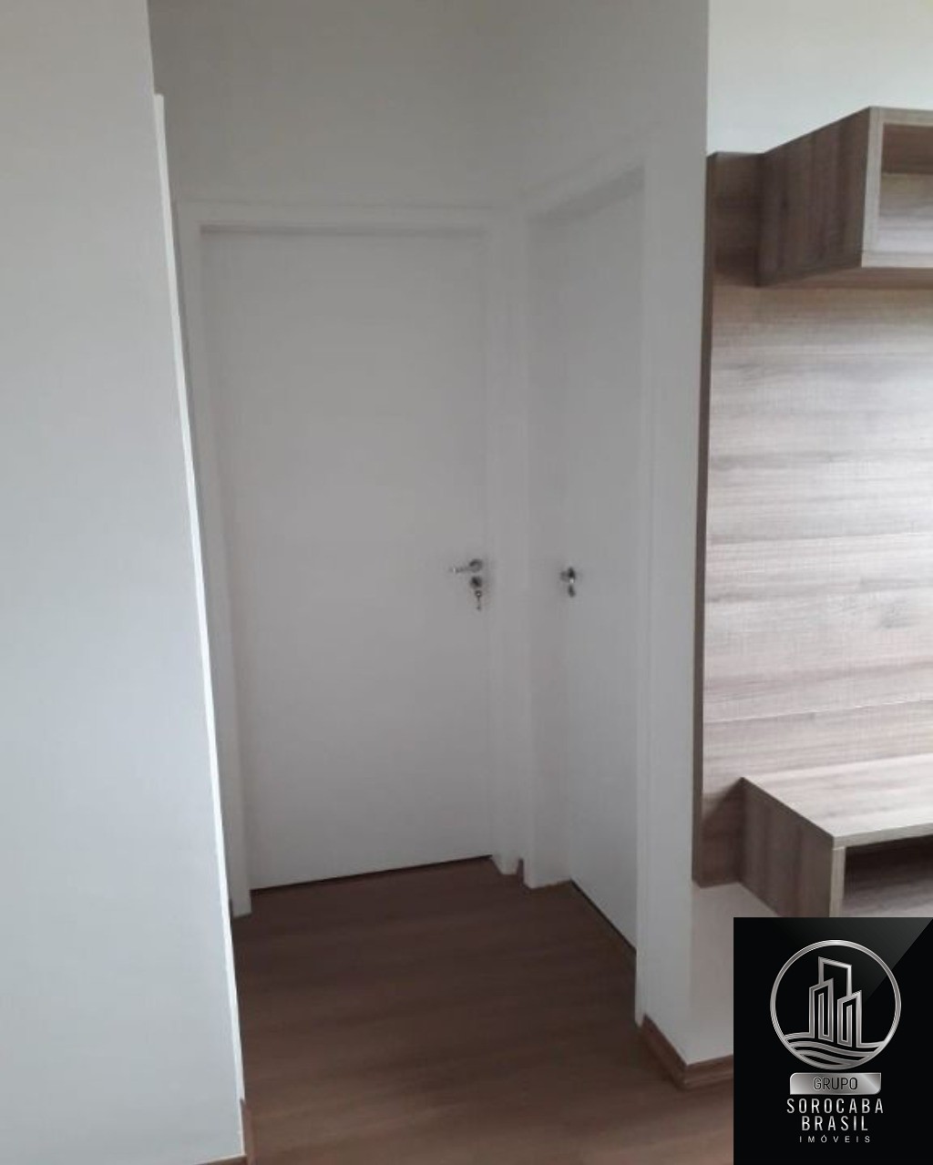 Apartamento com 2 dormitórios à venda, 50 m² por R$ 200.000 