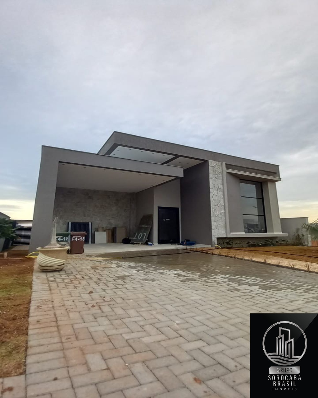 Casa com 3 dormitórios à venda, 234 m² por R$ 2.260.000 - al