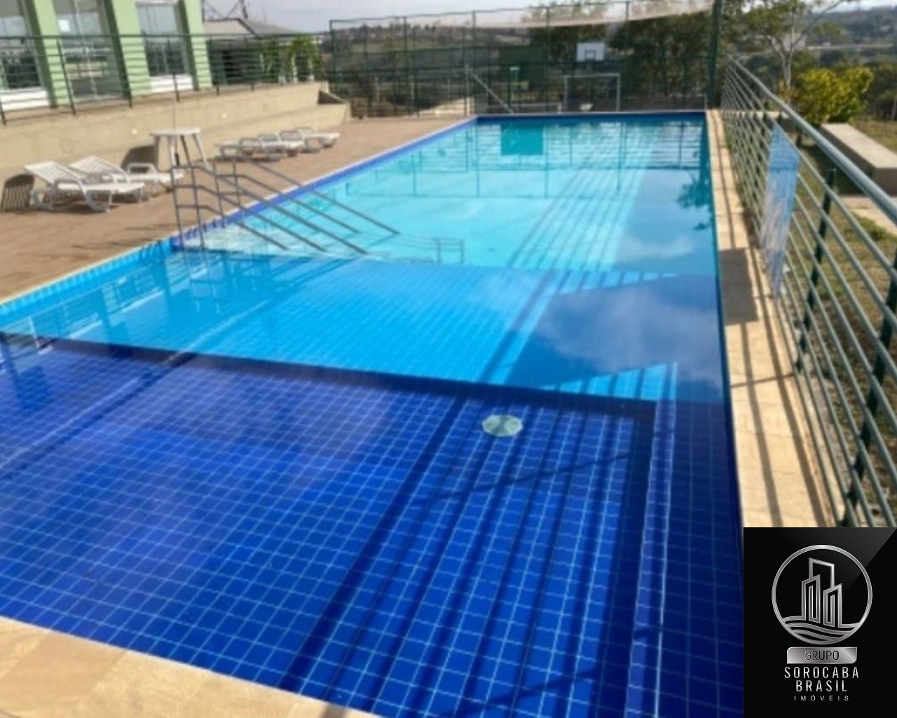 Casa com 2 dormitórios à venda, 74 m² por R$ 415.000 - jardi