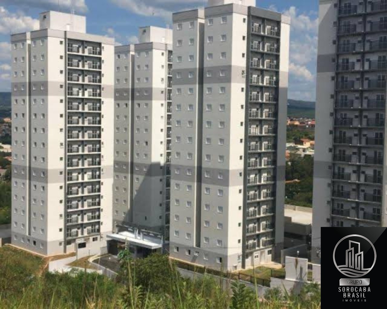 Apartamento com 2 dormitórios à venda, 57 m² por R$ 299.000 