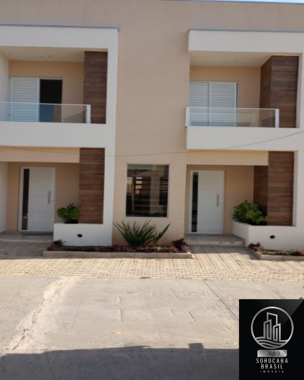 Sobrado com 2 dormitórios à venda, 59 m² por R$ 200.000 - ja