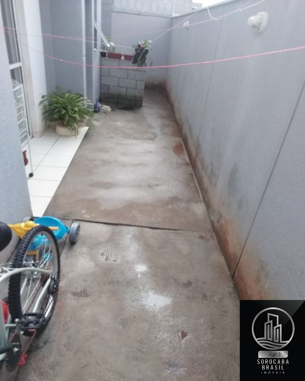Apartamento com 2 dormitórios para alugar, 50 m² por R$ 900/