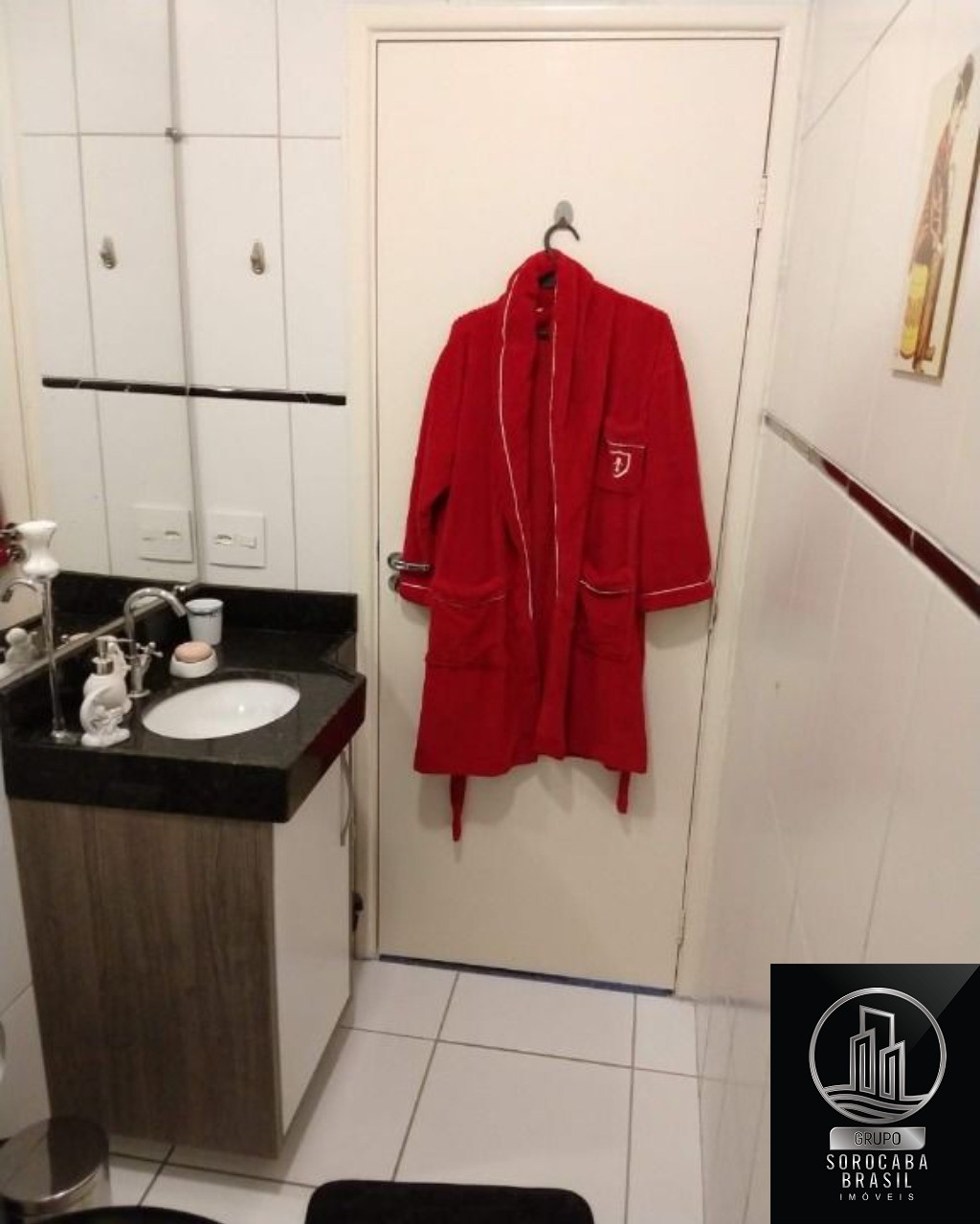 Apartamento com 3 dormitórios à venda, 113 m² por R$ 425.000