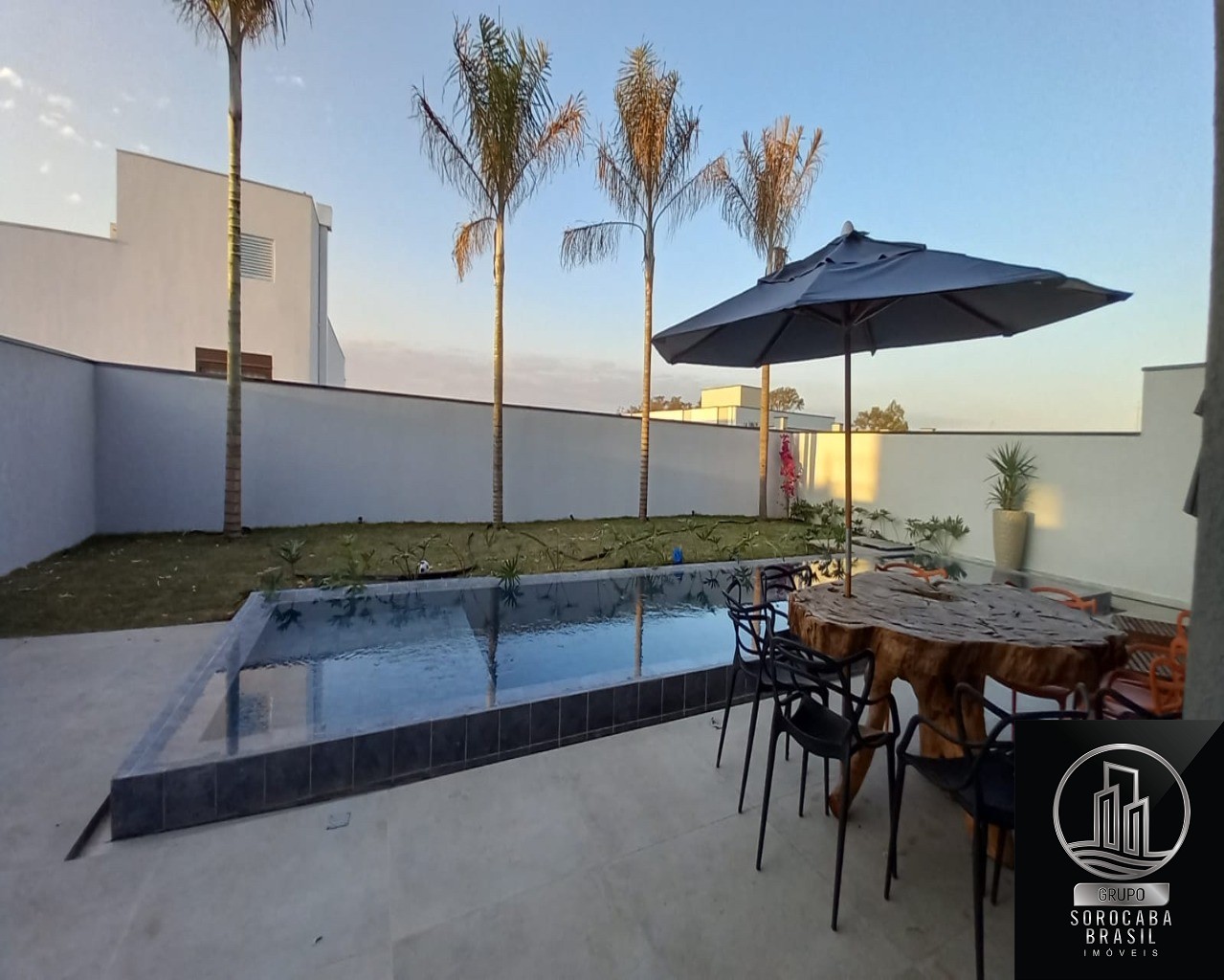 Sobrado com 3 dormitórios à venda, 250 m² por R$ 2.380.000 -