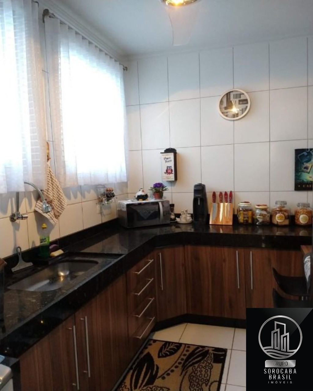 Apartamento com 3 dormitórios à venda, 113 m² por R$ 425.000