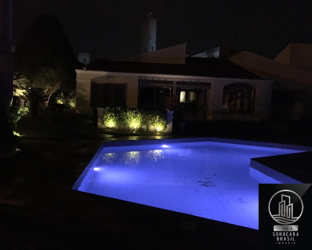 Casa com 5 dormitórios à venda, 1000 m² por R$ 5.900.000 - p