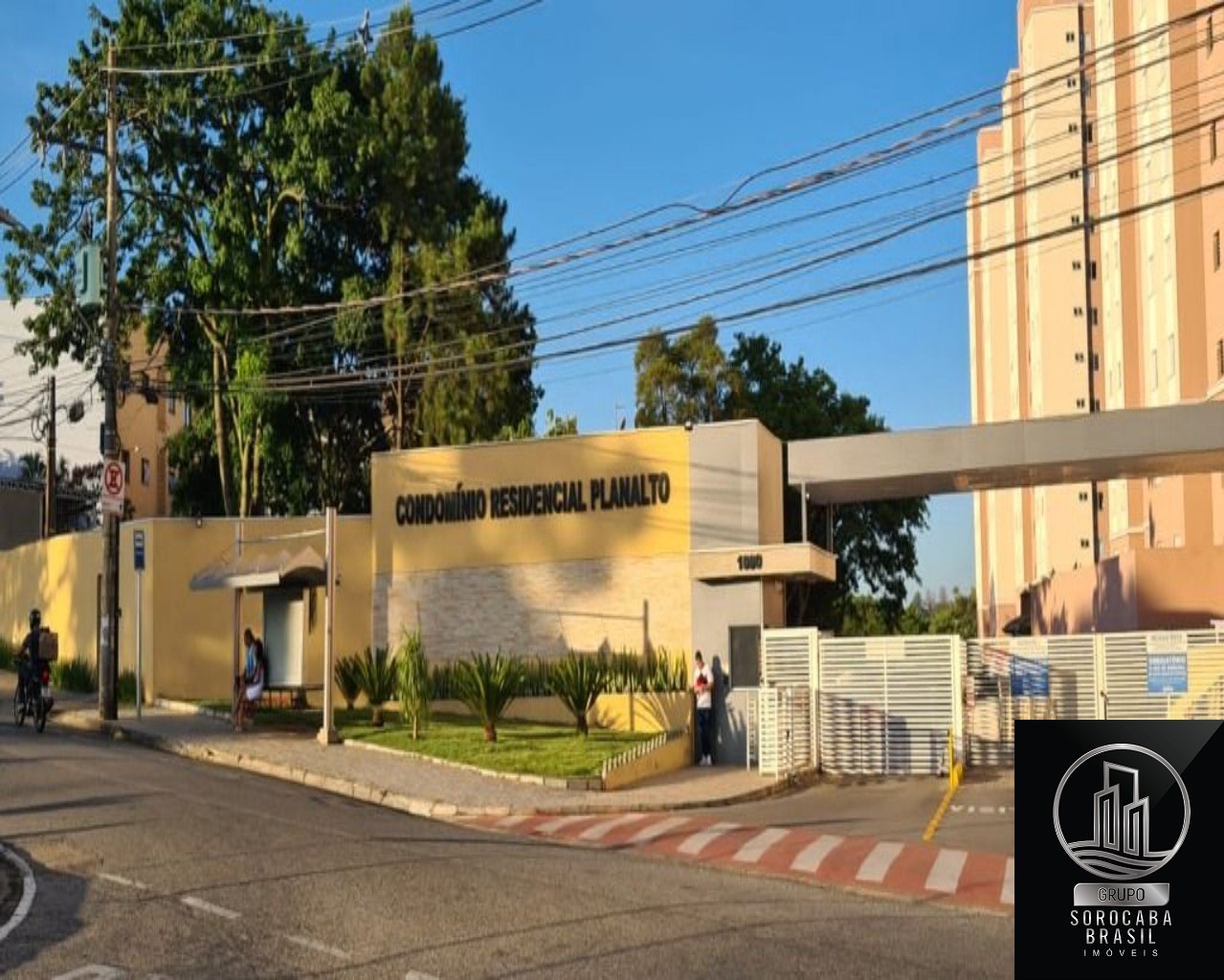 Apartamento com 2 dormitórios à venda, 58 m² por R$ 170.000 