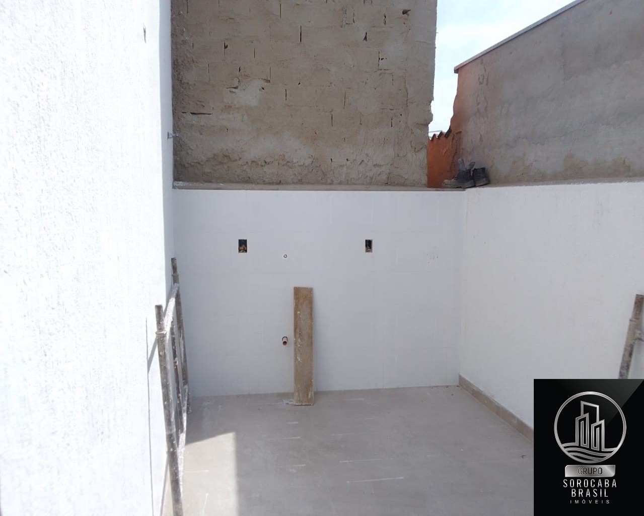 Casa com 2 dormitórios à venda por R$ 330.000 - vila angélic