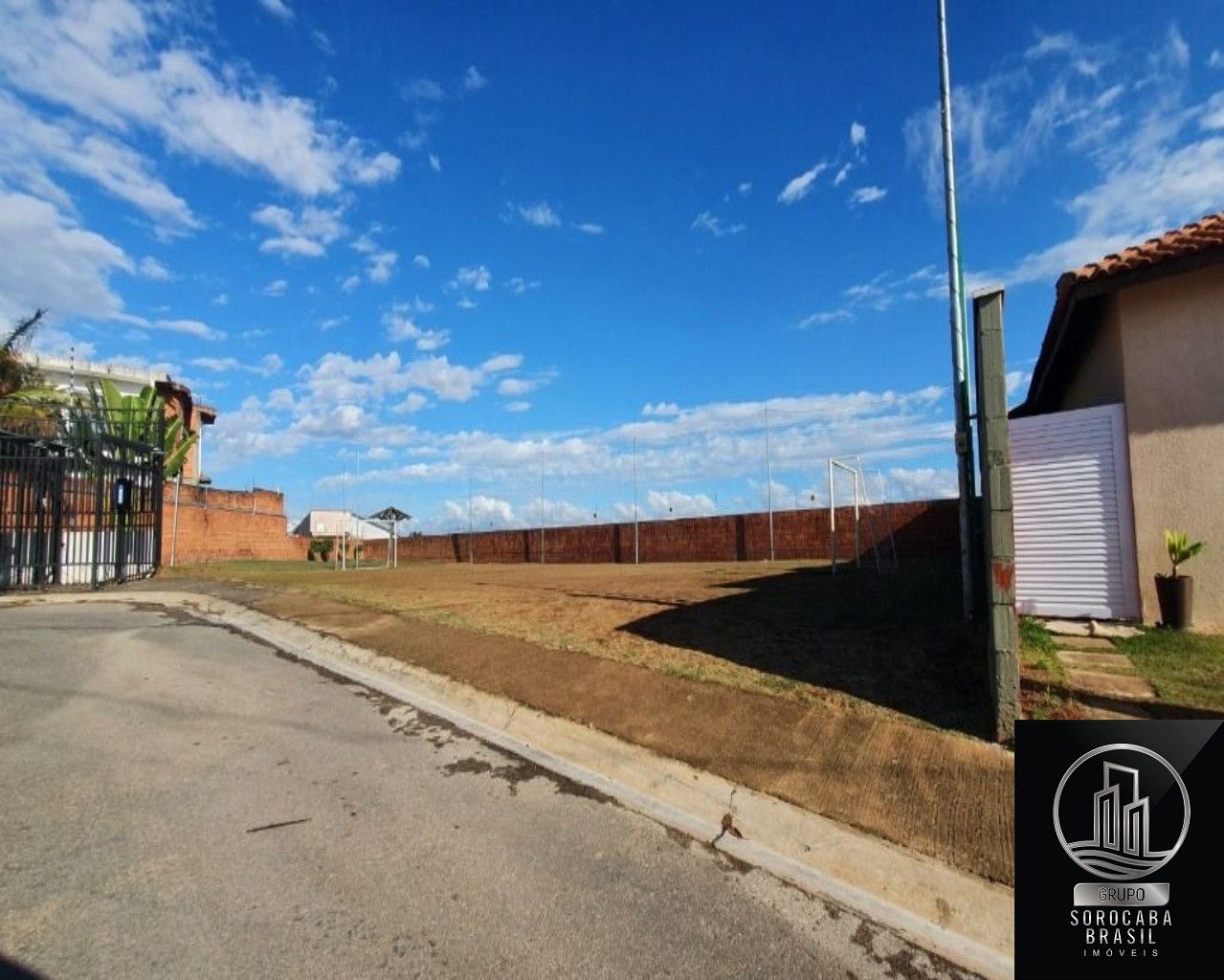 Casa com 2 dormitórios à venda, 50 m² por R$ 230.000 - jardi