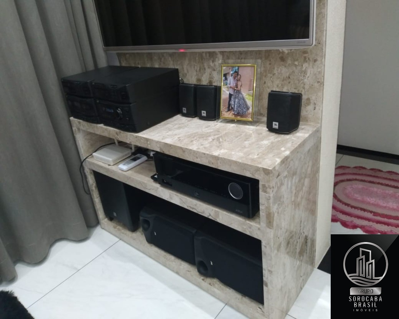 Apartamento 44m² com 2 dormitórios por 235mil condomínio le 