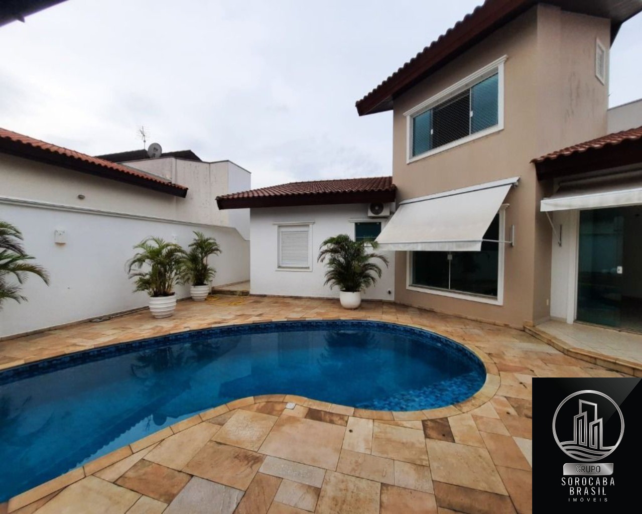 Casa com 3 dormitórios à venda, 330 m² por R$ 1.650.000 - ja