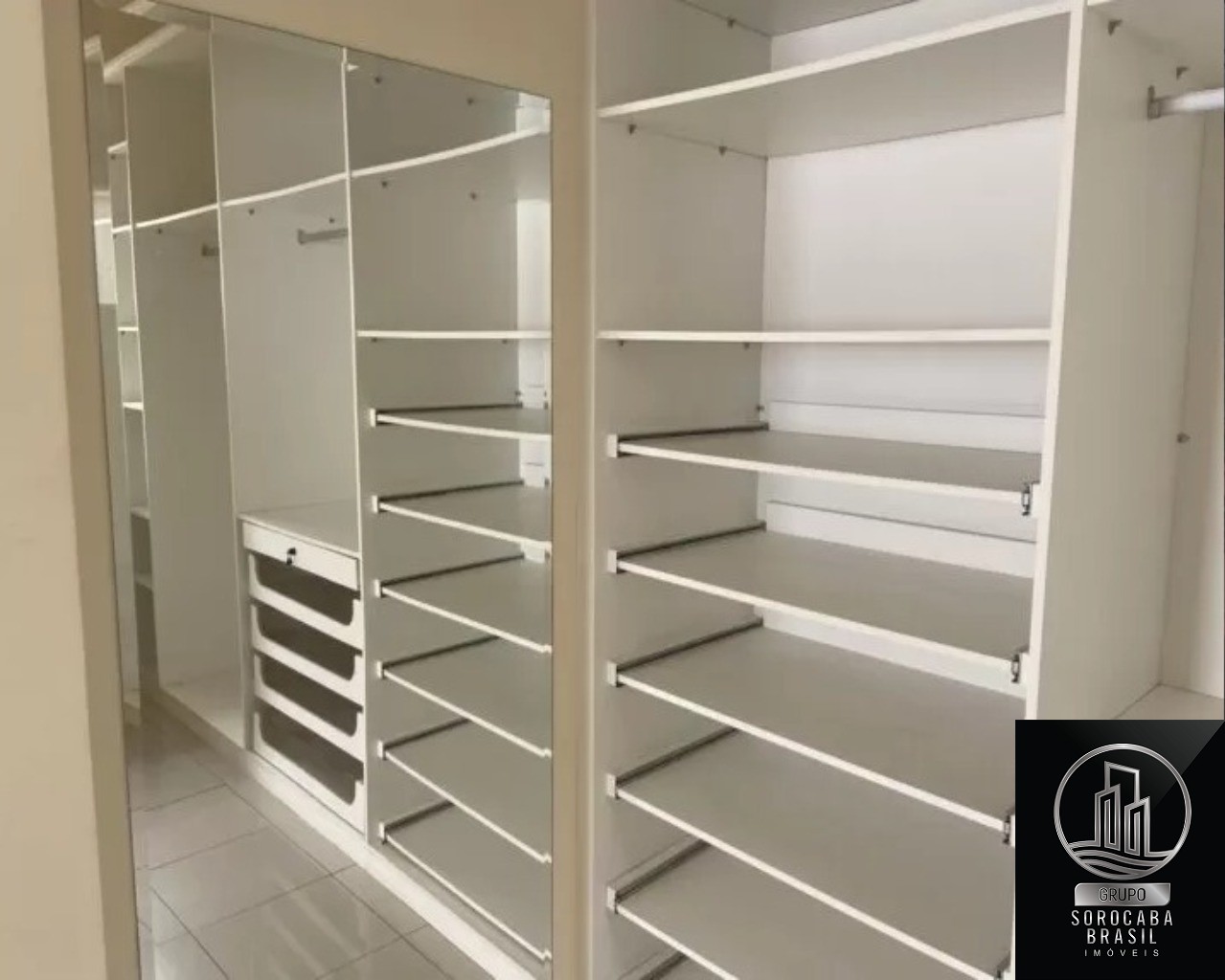 Casa com 3 dormitórios, 270 m² - venda por R$ 1.000.000 ou a