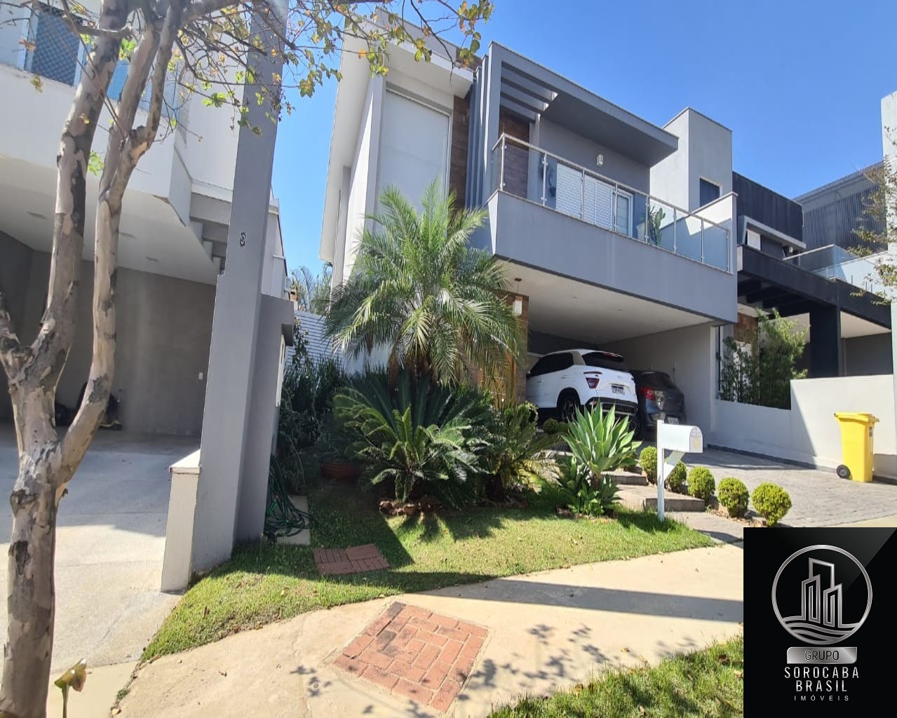 Casa com 3 dormitórios à venda, 229 m² por R$ 1.800.000 - co