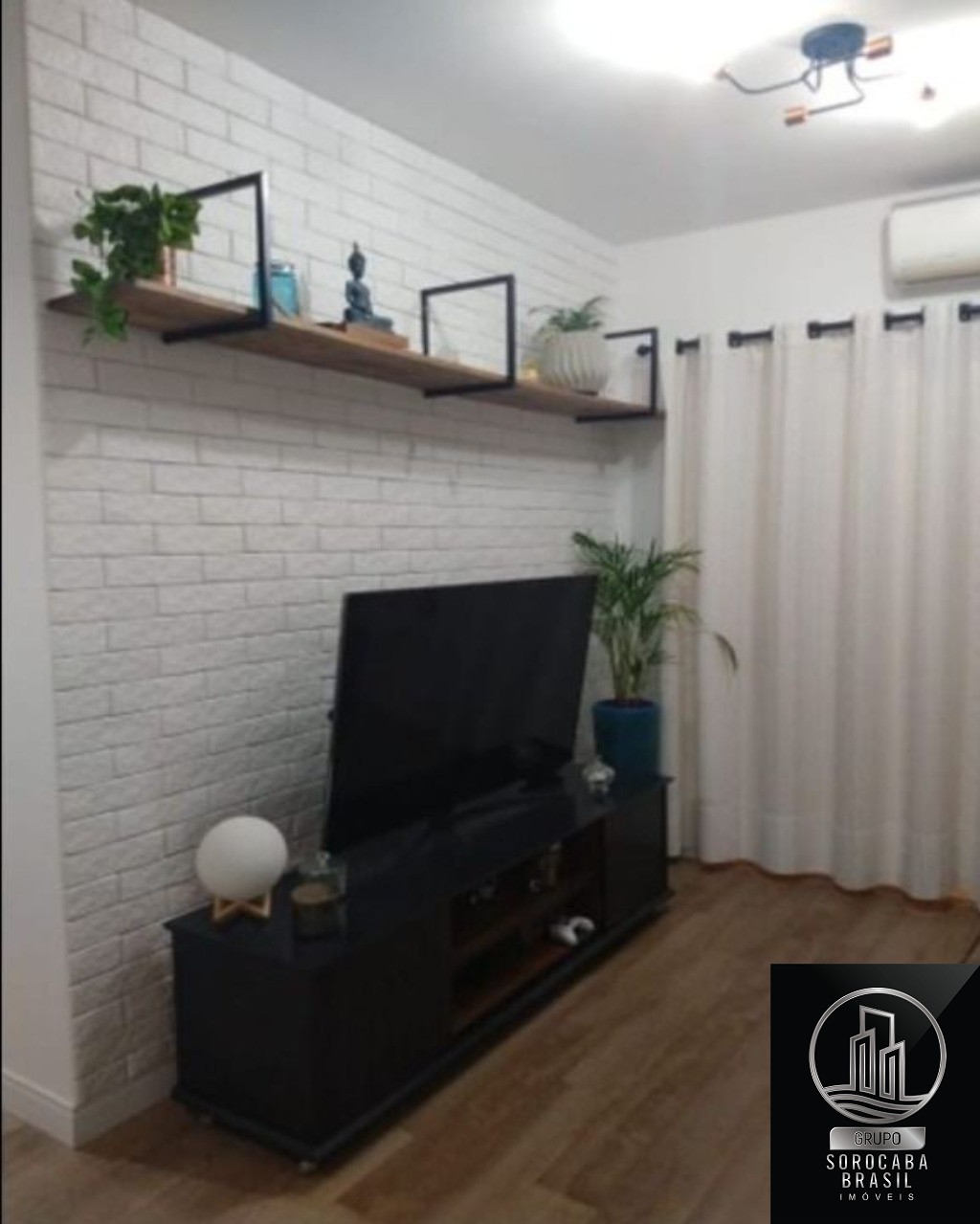 Apartamento com 3 dormitórios à venda, 85 m² por R$ 410.000 