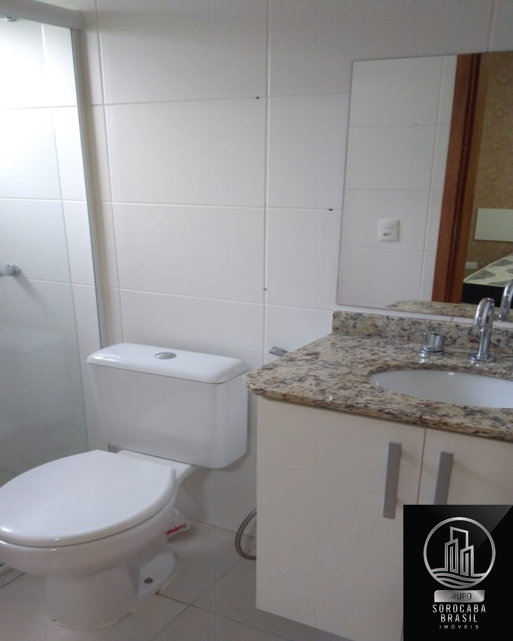 Apartamento com 1 dormitório para alugar, 52 m² por R$ 1.500