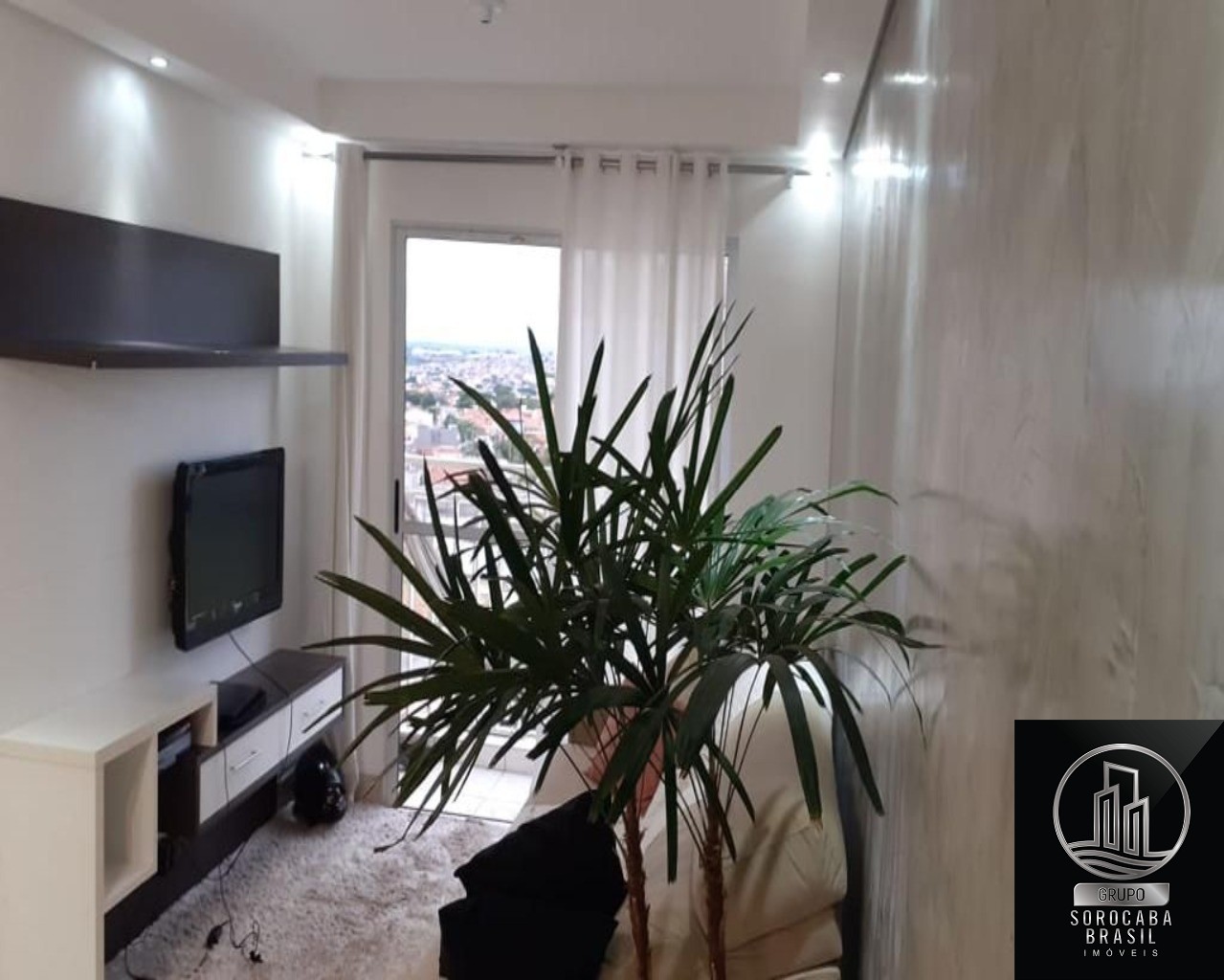Apartamento com 2 dormitórios à venda, 52 m² por R$ 280.000 