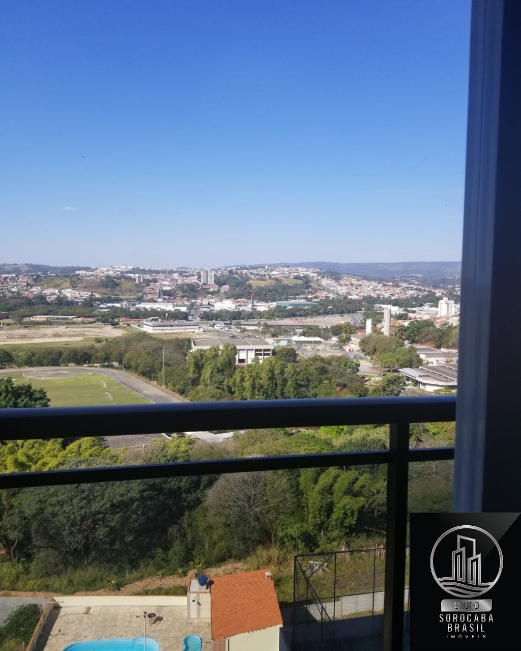Apartamento com 2 dormitórios à venda, 57 m² por R$ 299.000 