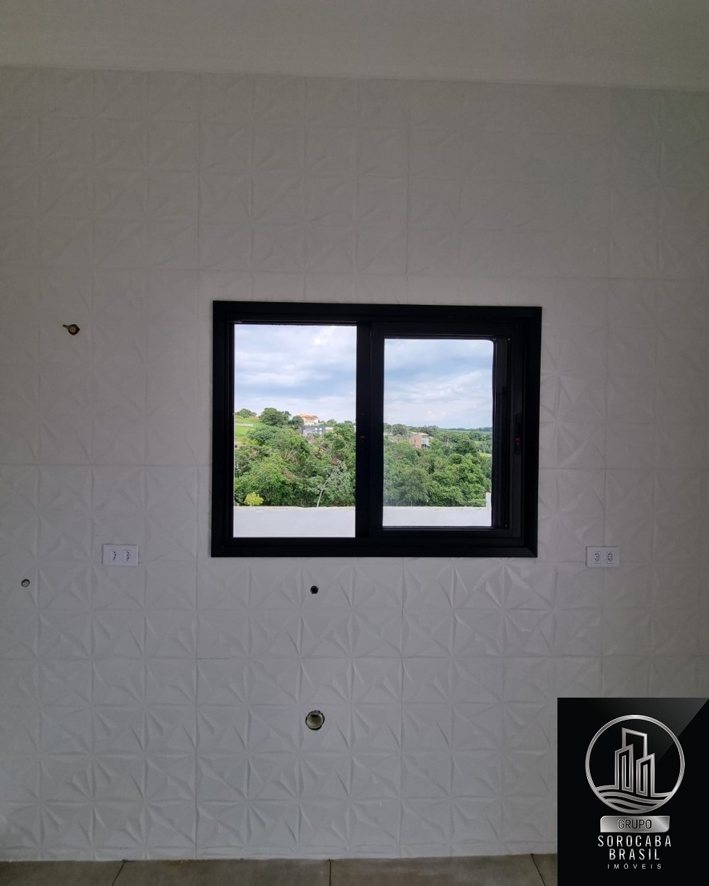 Casa com 3 dormitórios à venda, 250 m² por R$ 1.290.000 - co
