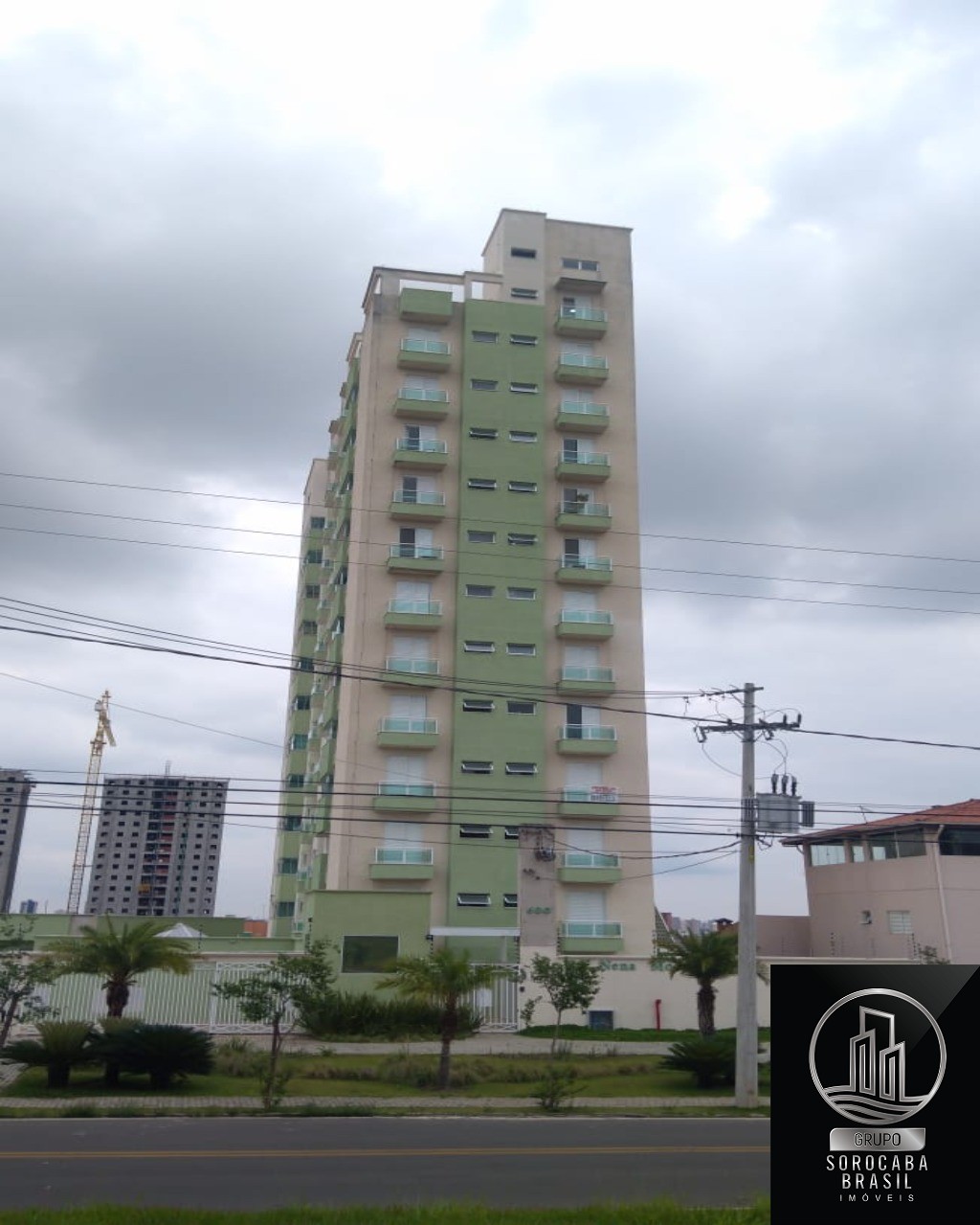 Apartamento com 1 dormitório para alugar, 52 m² por R$ 1.500