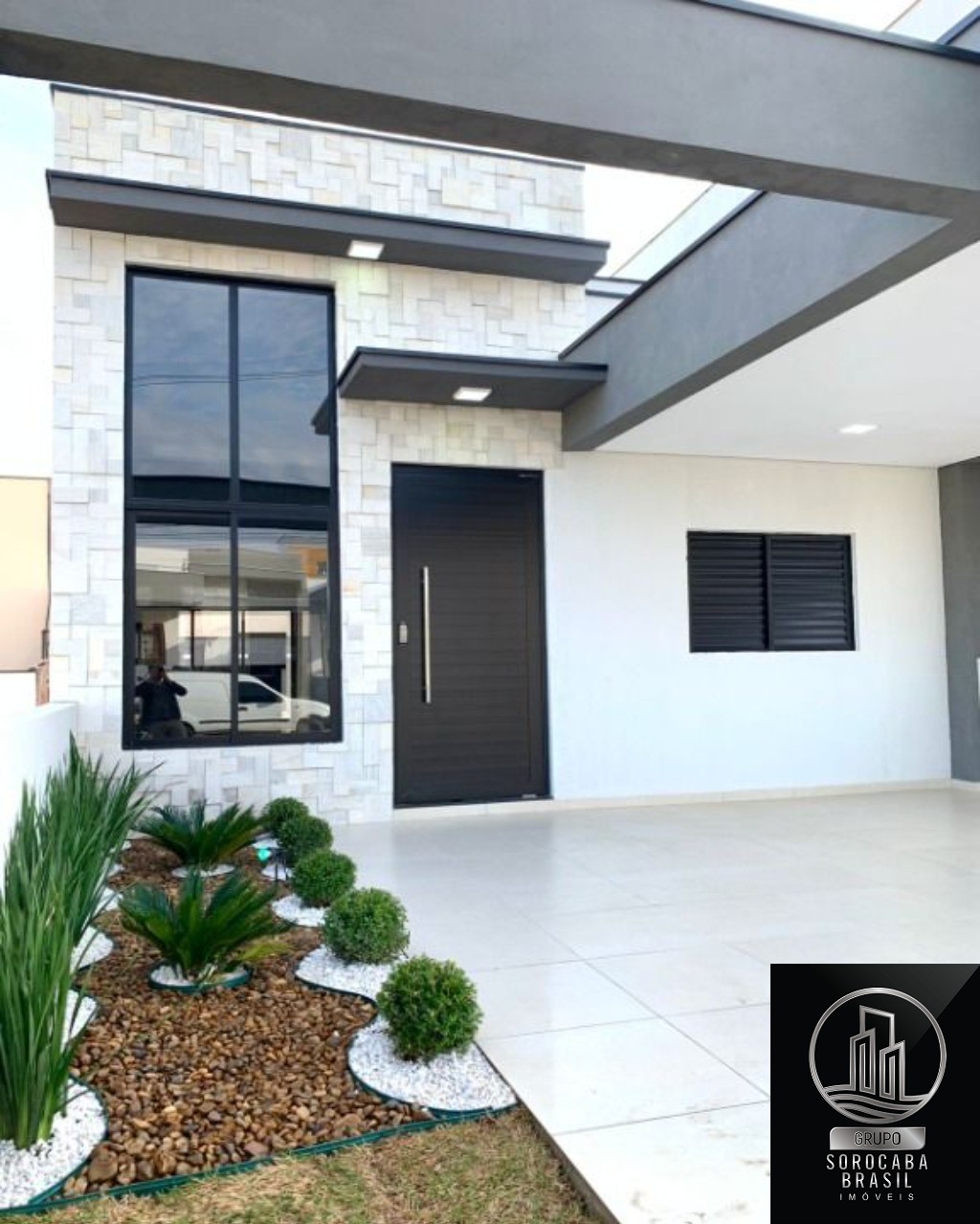Casa com 3 dormitórios à venda, 114 m² por R$ 585.000 - hort