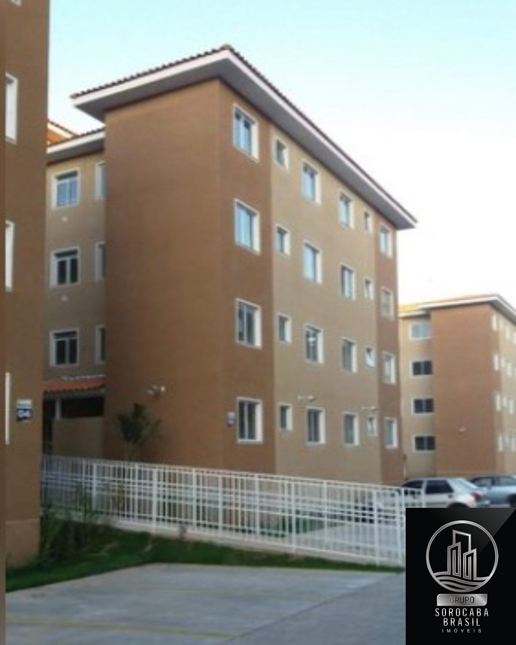 Apartamento com 2 dormitórios à venda, 45 m² por R$ 140.000 