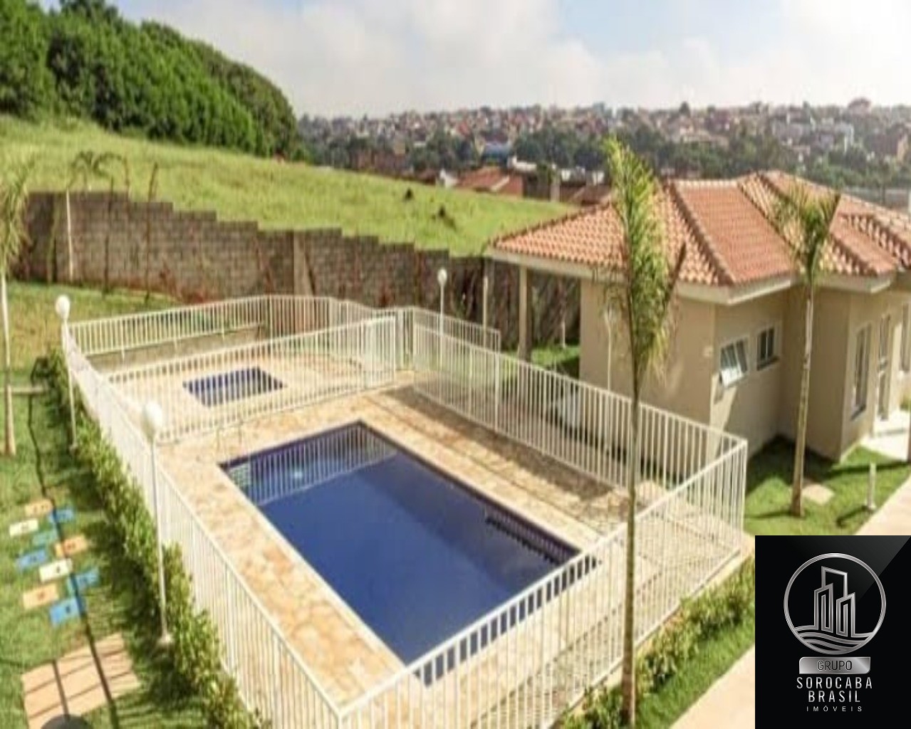 Apartamento 44m² com 2 dormitórios por 235mil condomínio le 