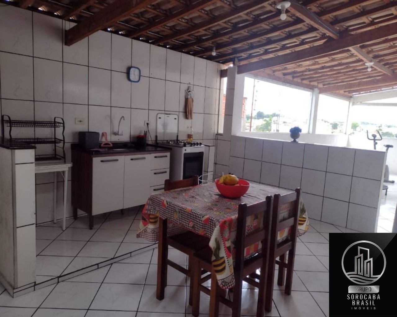 Sobrado com 3 dormitórios à venda, 190 m² por R$ 230.000 - j