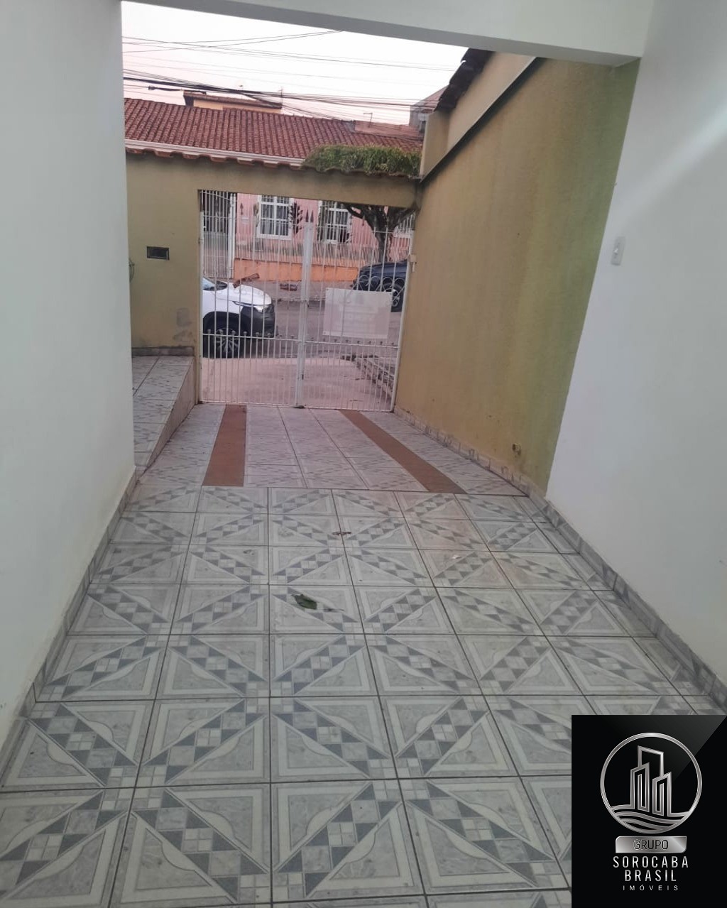 Casa com 2 dormitórios à venda, 80 m² por R$ 290.000 - jardi