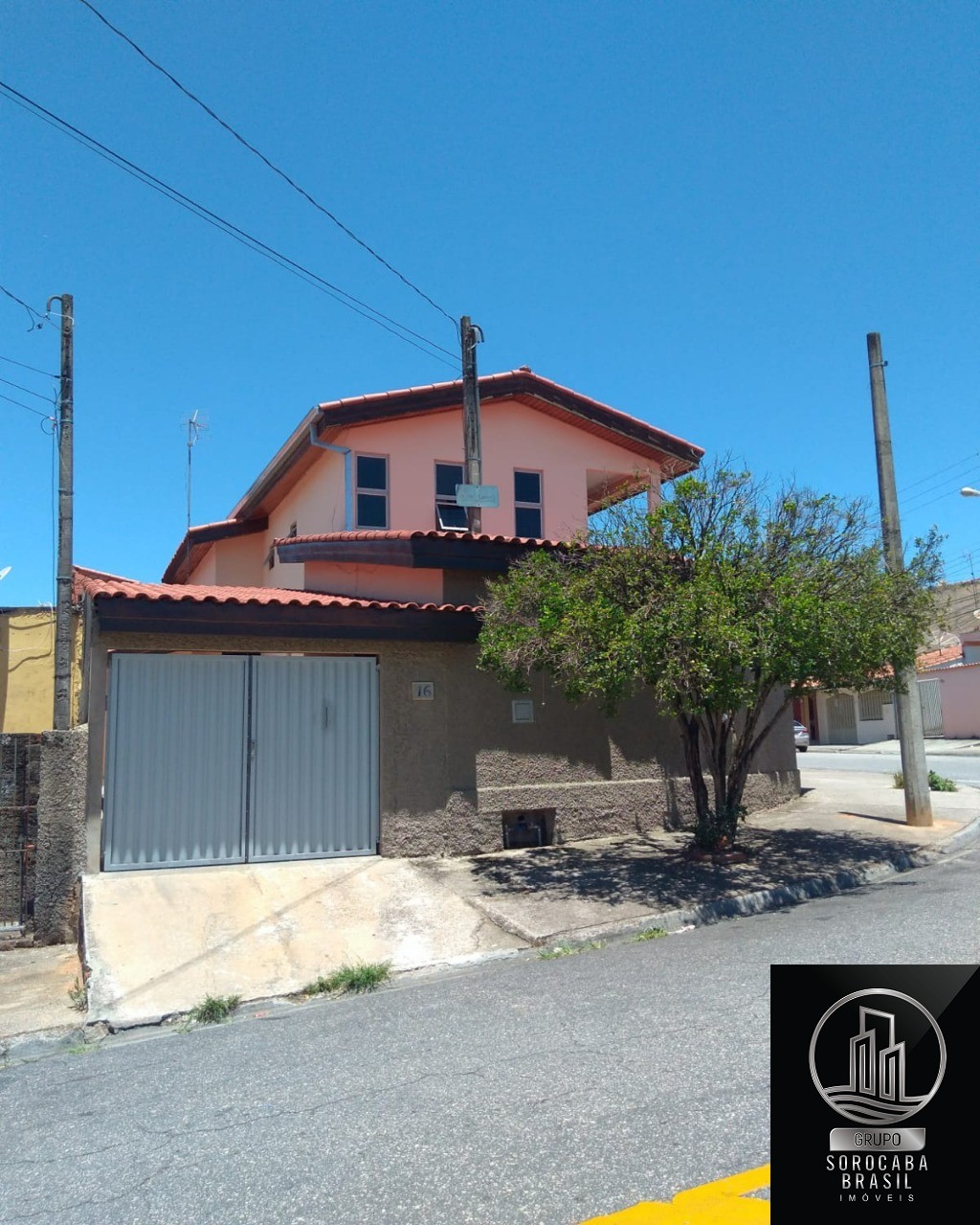 Sobrado com 3 dormitórios à venda, 344 m² por R$ 550.000 - j