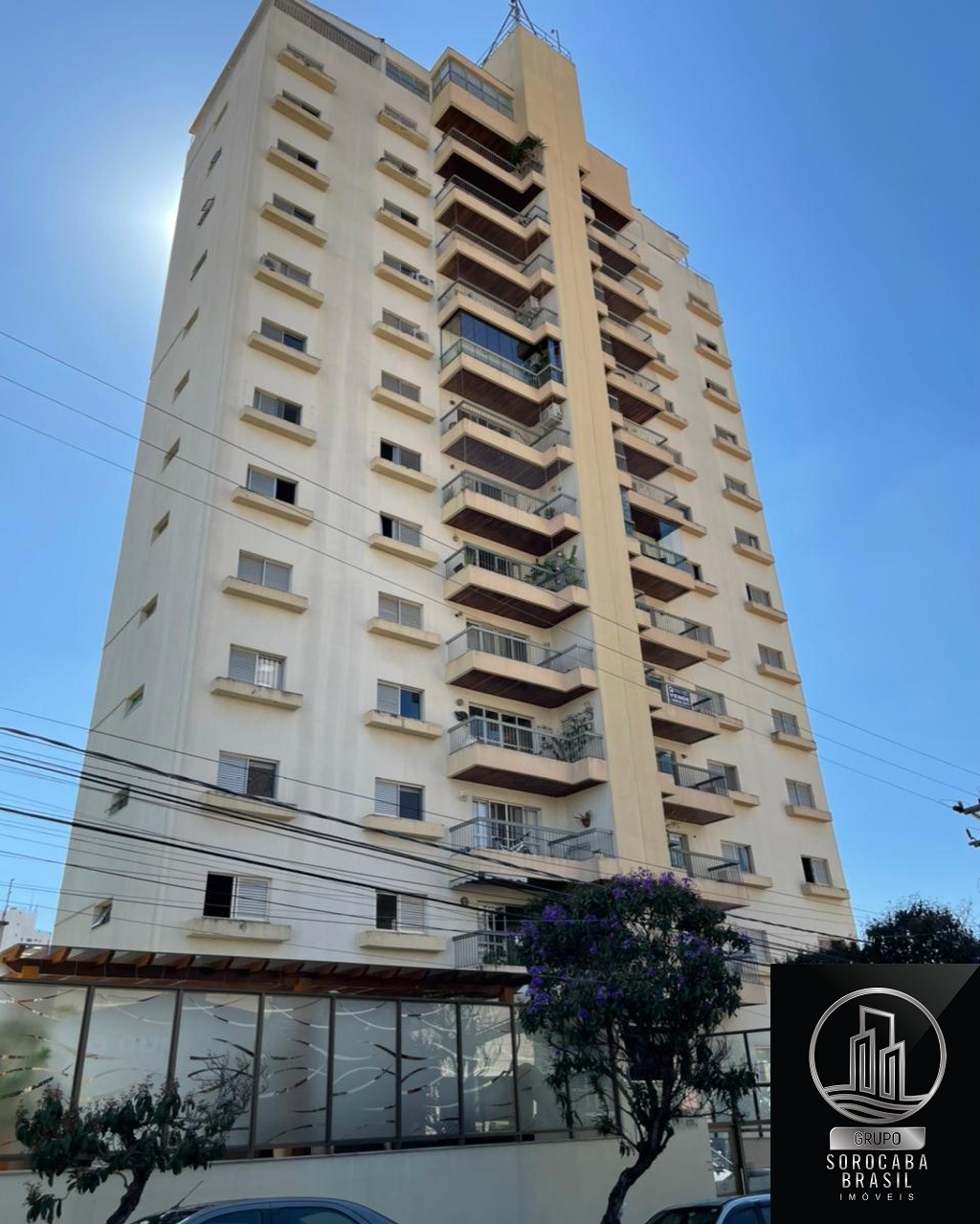Apartamento com 3 dormitórios à venda, 100 m² por R$ 400.000