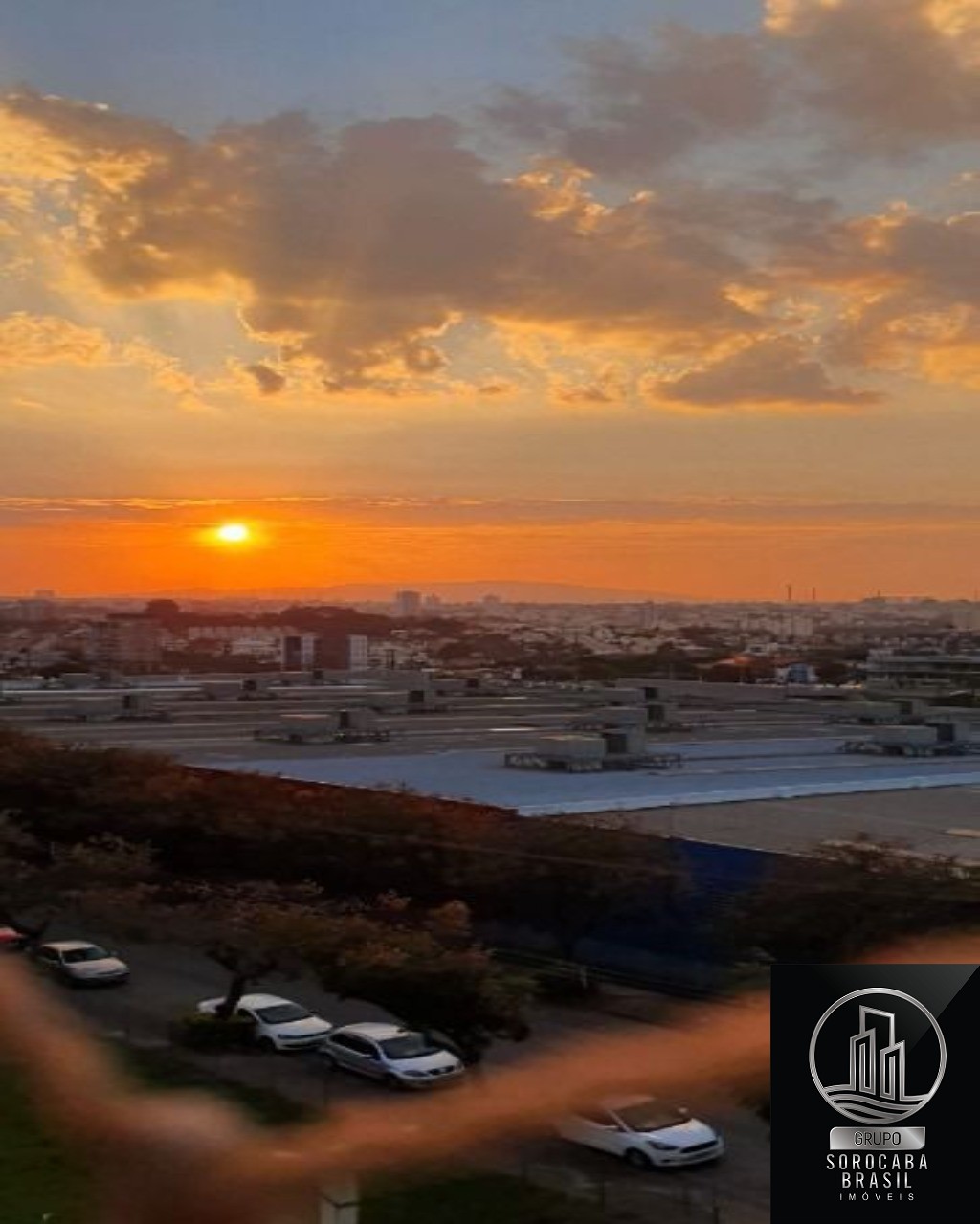 Apartamento com 3 dormitórios à venda, 140 m² por R$ 960.000