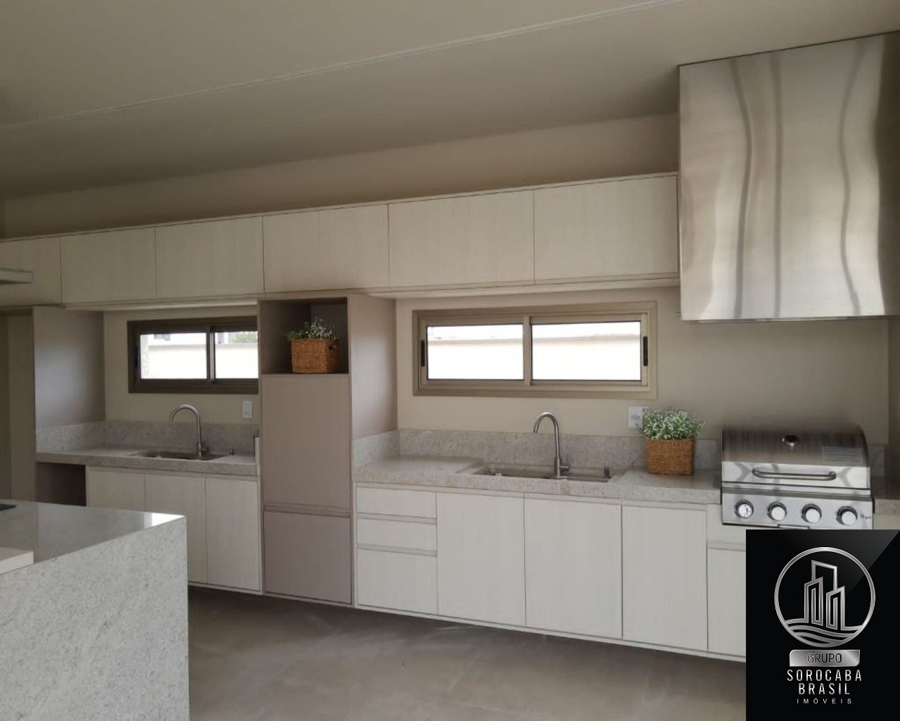 Casa com 3 dormitórios à venda, 233 m² por R$ 2.390.000 - al