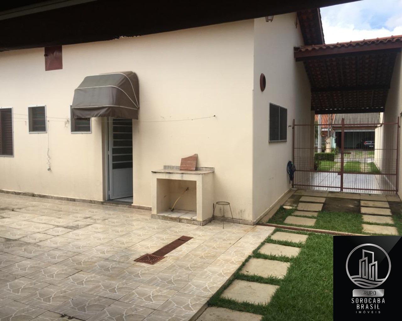 Casa no jardim ibiti do paço, R$900.000,00.