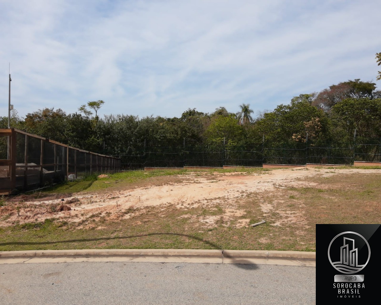 Terro residencial no alphaville itú, R$450.000,00.