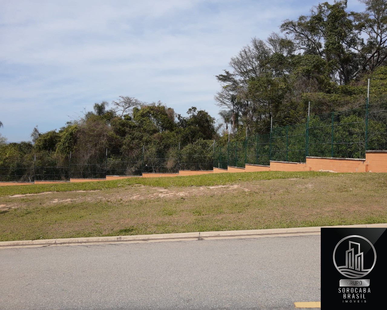 Terreno residencial no condomínio alphaville itú, R$350.000,