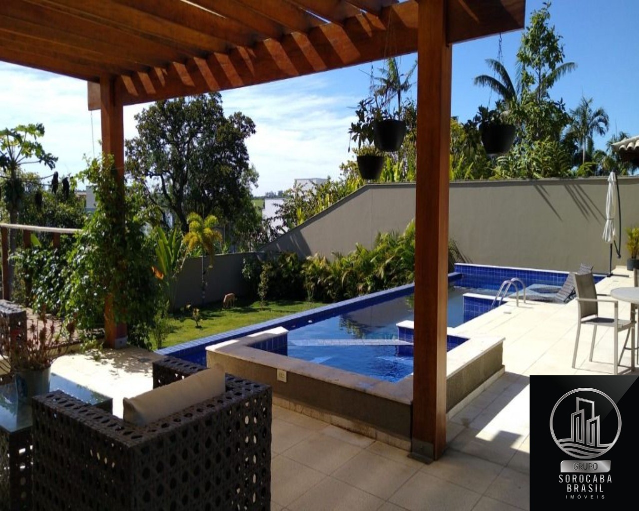 Casa com 4 dormitórios à venda, 405 m² por R$ 3.500.000 - pa