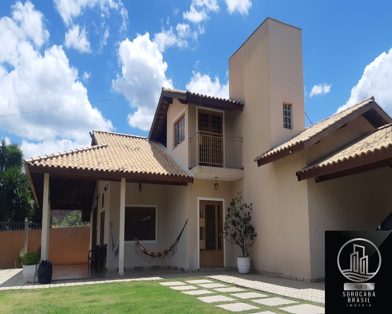 Chácara com 3 dormitórios à venda, 1900 m² por R$ 1.100.000 
