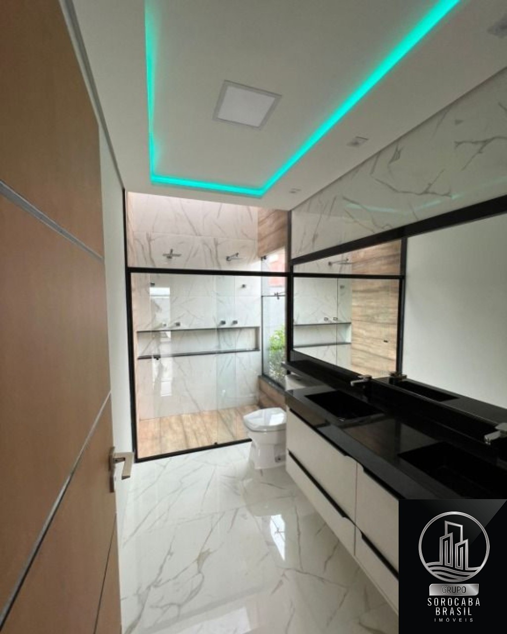 Casa com 3 dormitórios à venda, 265 m² por R$ 2.050.000 - al